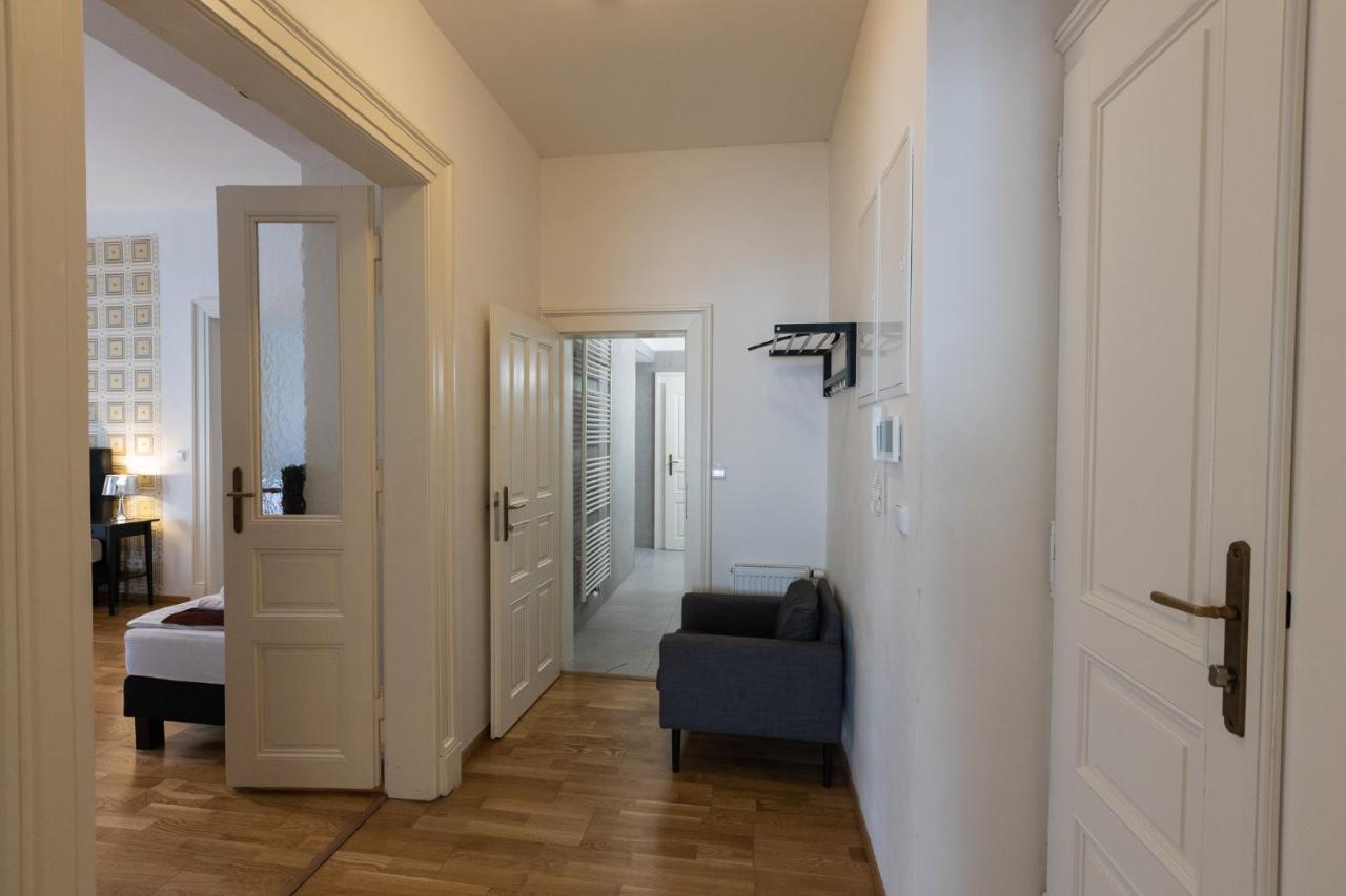 Aparthotel Old Town Spirit Praga Esterno foto